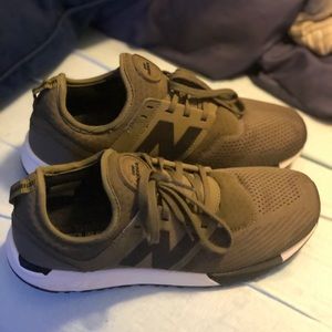 New Balance 247